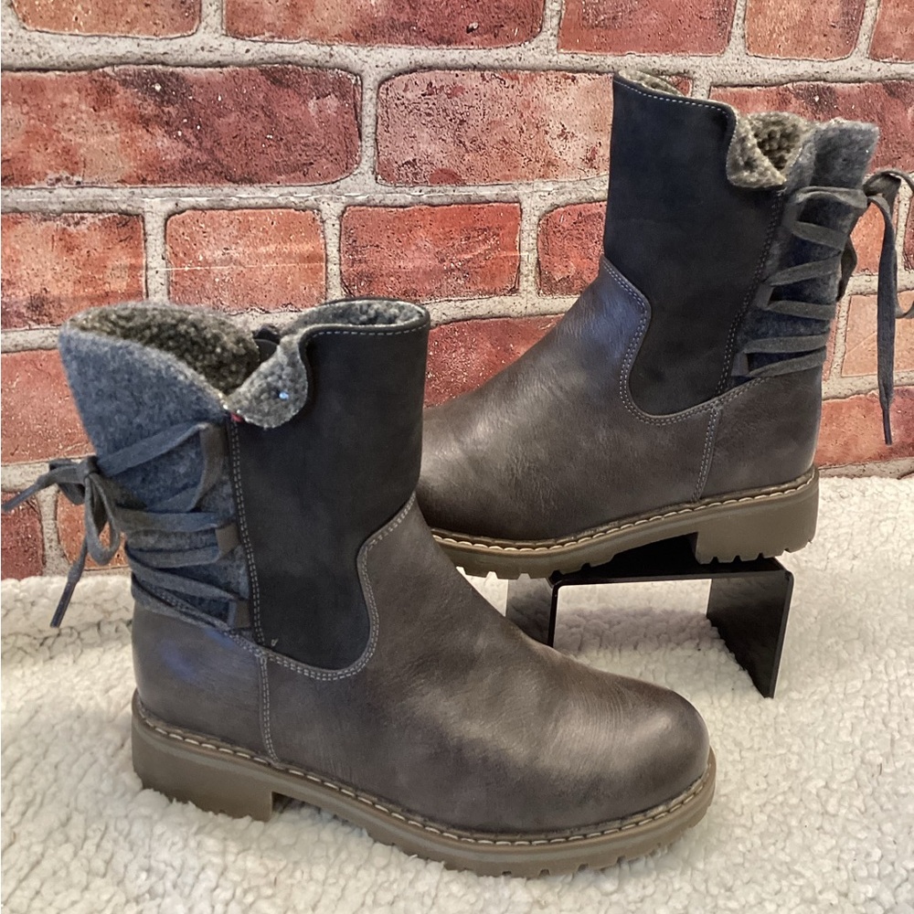 Patrizia Womens Dawna Moto boots size 6